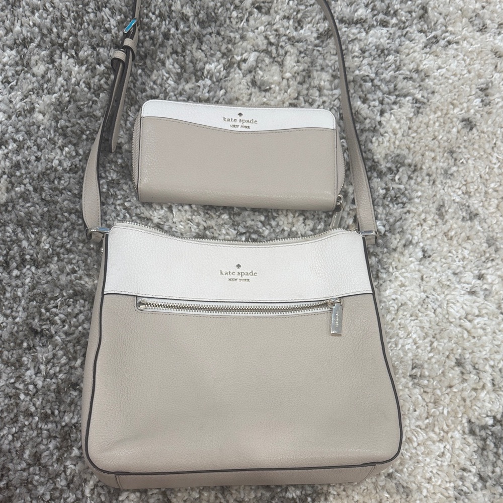 SOLD Kate Spade Cream and White Crossbody Bag Set